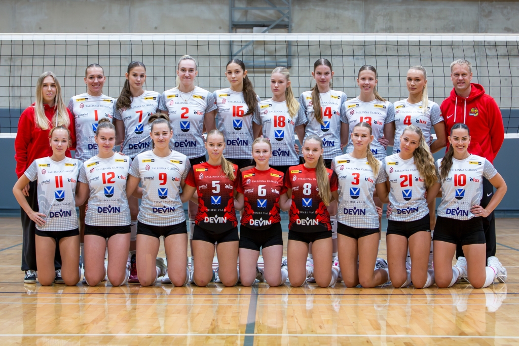 Võrkpallinaiskond