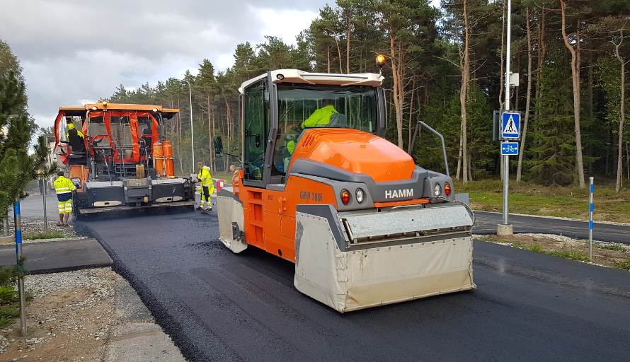 Asfalteerimistööd, Reinu tee