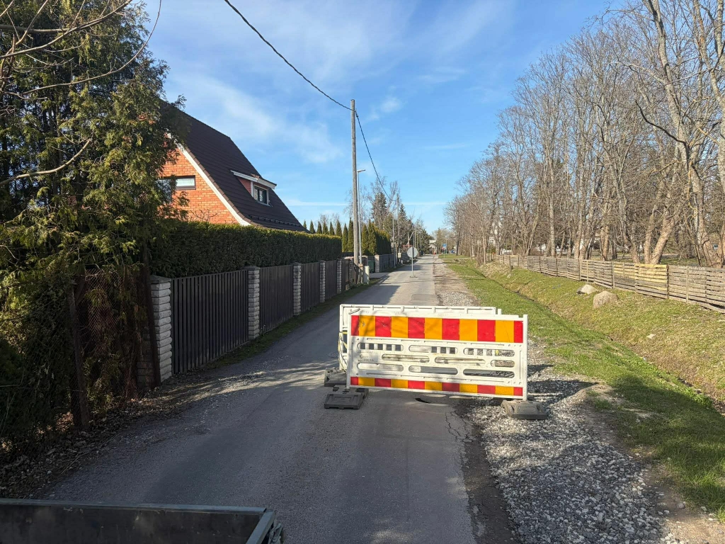Kolhoosi tee sulgemine